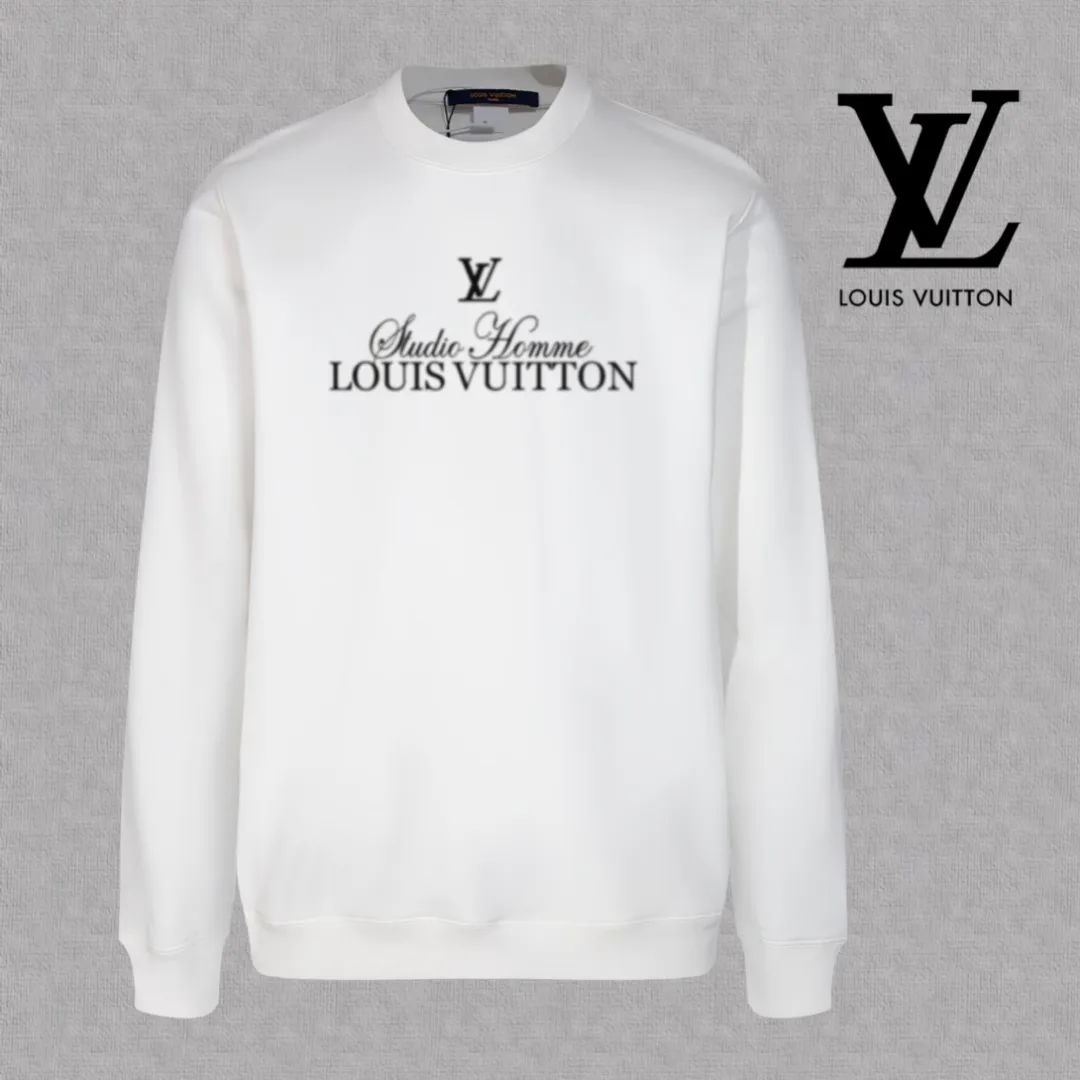 🅿️250 hot style on the shelves🔥❗ 💫〖Louis Vuitton LV〗 Fashionable round neck sweatshirt, casually matched with various styles, it is perfectly handsome😎The whole dress is made of double waistcoats, which makes the whole dress more three-dimensional. Not ordinary factories can do such fine work. The 2025 spring style counters are on sale, exquisite round neck terry sweatshirt, high-end double-strand pure cotton Customized drawstring ribs are dyed in the same vat and are complete with three standards. The chest craftsmanship adopts a simple and elegant pattern on the chest, which is easy to control for any age group! Fit and comfortable! Customized thickened 440g terry sweatshirt fabric, soft and comfortable to the touch, with a three-dimensional shape! 🙌🏻 It’s also very breathable, so it’s a versatile style that can be worn with any outfit! ✔Color: Black White Apricot Size: S M L XL 2XL